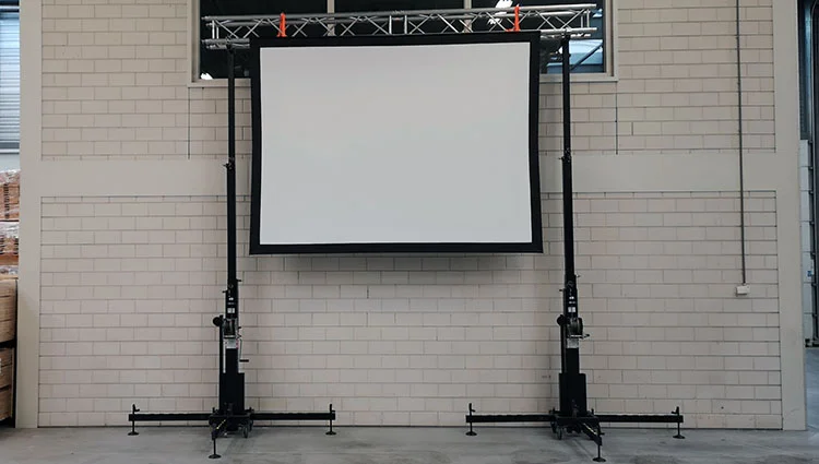 beamer met projectiescherm in rijssen