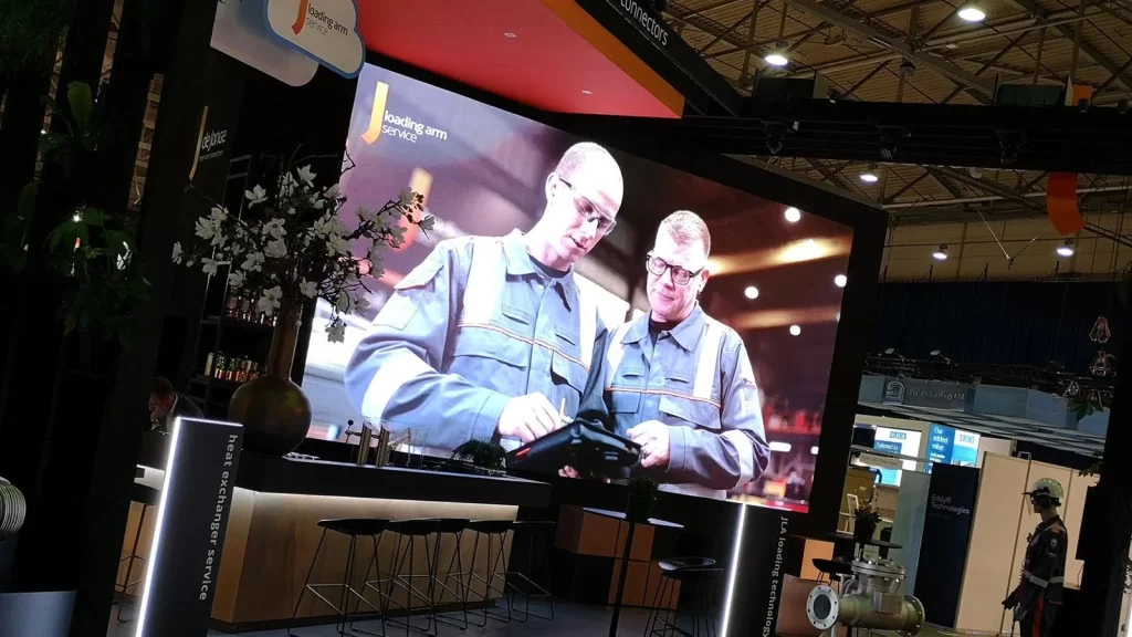 beursstand in Rotterdam met licht geluid en led scherm