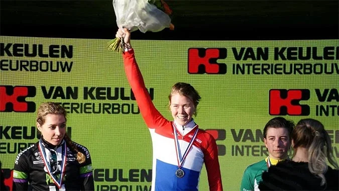 groot scherm parcours geluid nk veldrijden hellendoorn